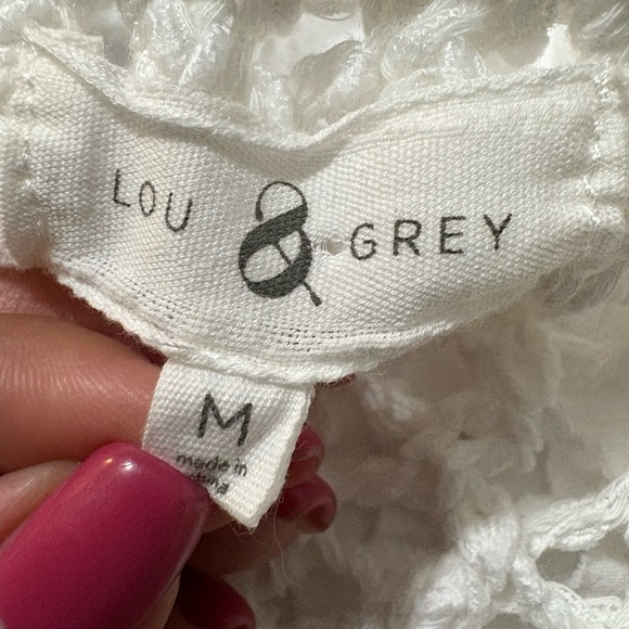 White V-Neck Open Weave Cotton Poly Blend Swim Coverup/Tunic Sweater. - Picture 8 of 12